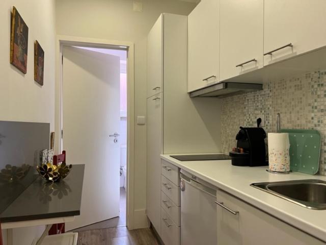 Fantastic 1 Bedroom Apartment At Roma Avenue - 1B Lisboa Eksteriør billede